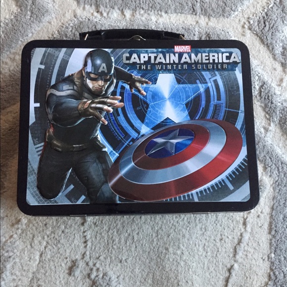 Marvel Other - Captain America tin lunch box